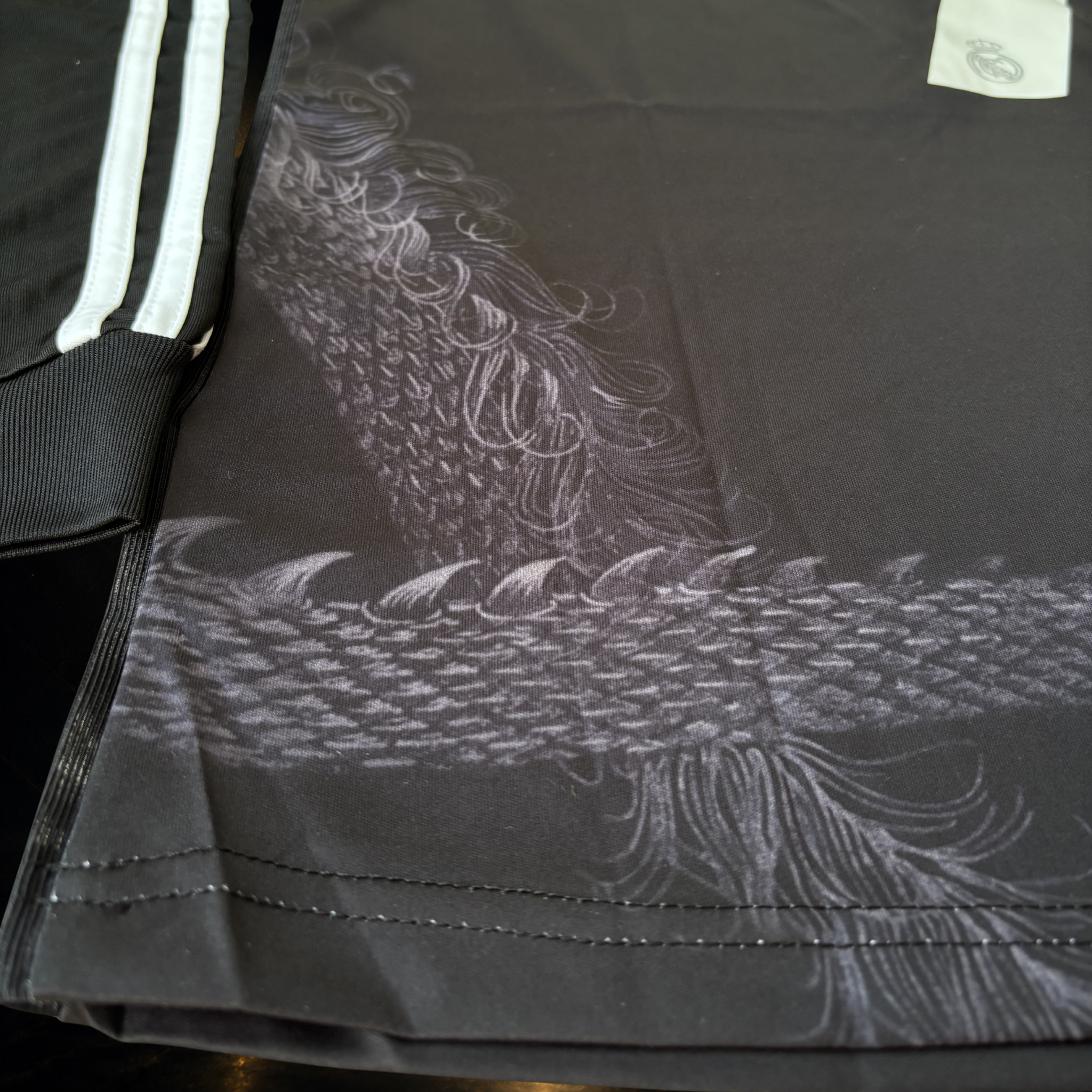 Jersey Real Madrid Manga Larga 2014/15 Edición Especial Dragon
